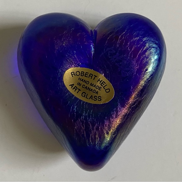 Robert Held Art Glass Heart Iridescent Paperweight 2.5” Blue Mint condition EUC - Picture 3 of 12